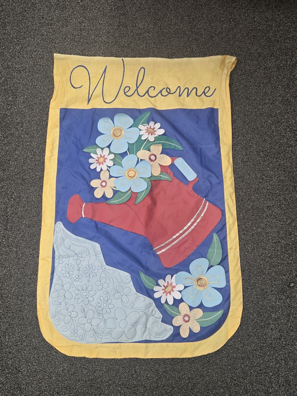 Evergreen Welcome Garden Flag